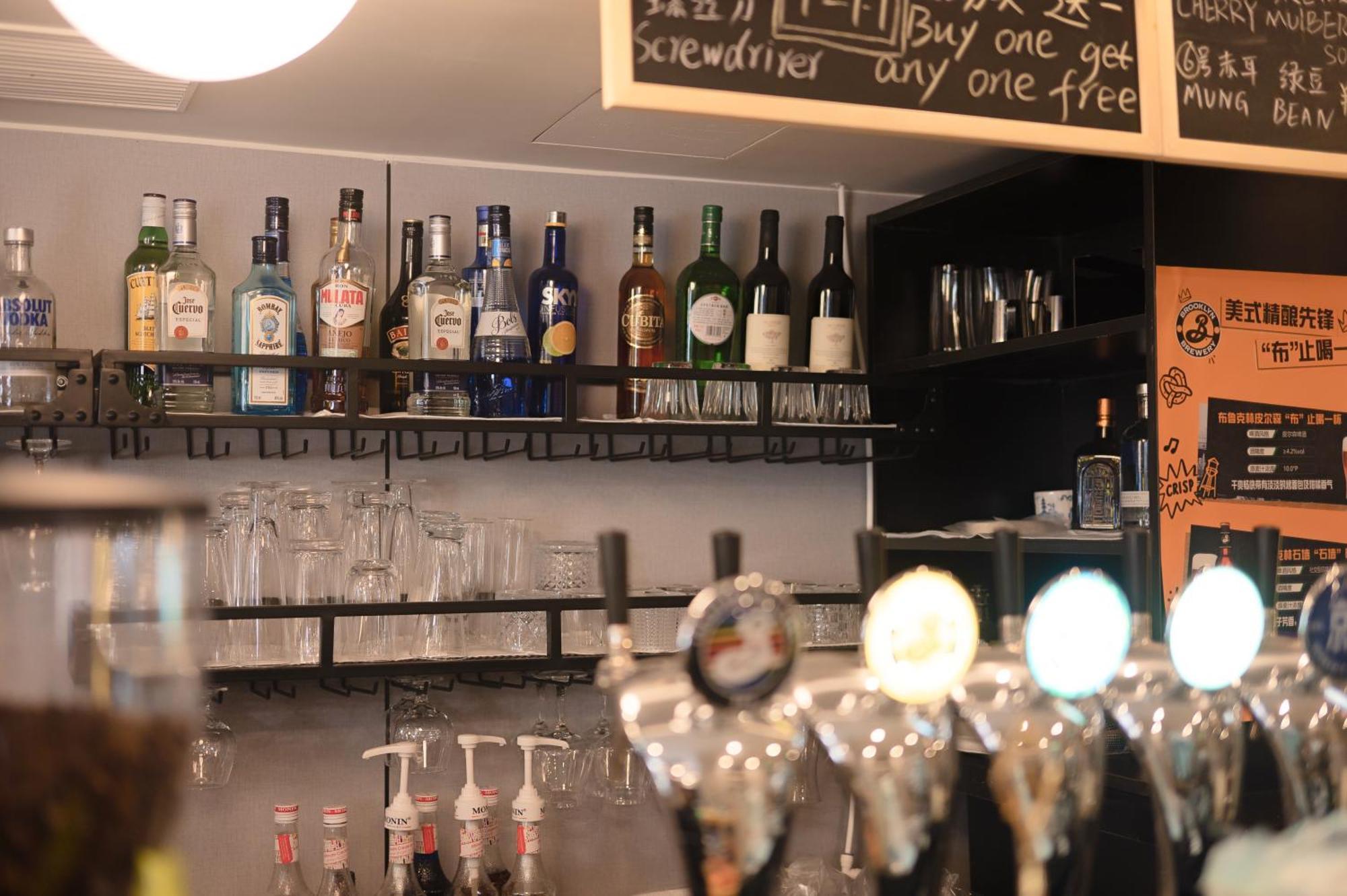 Dayin International Youth Hostel -Near People'S Square & Old Town -Social Area -Bar -Cafe -Gym -Free Laundry Luggage Storage -24H Front Desk -English Service Shanghai Extérieur photo