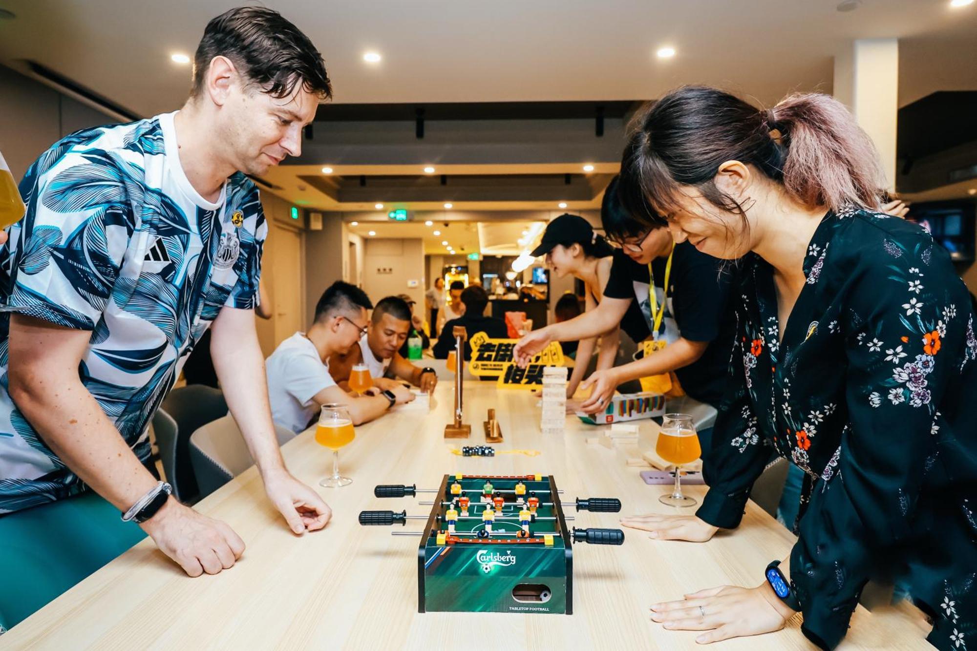 Dayin International Youth Hostel -Near People'S Square & Old Town -Social Area -Bar -Cafe -Gym -Free Laundry Luggage Storage -24H Front Desk -English Service Shanghai Extérieur photo