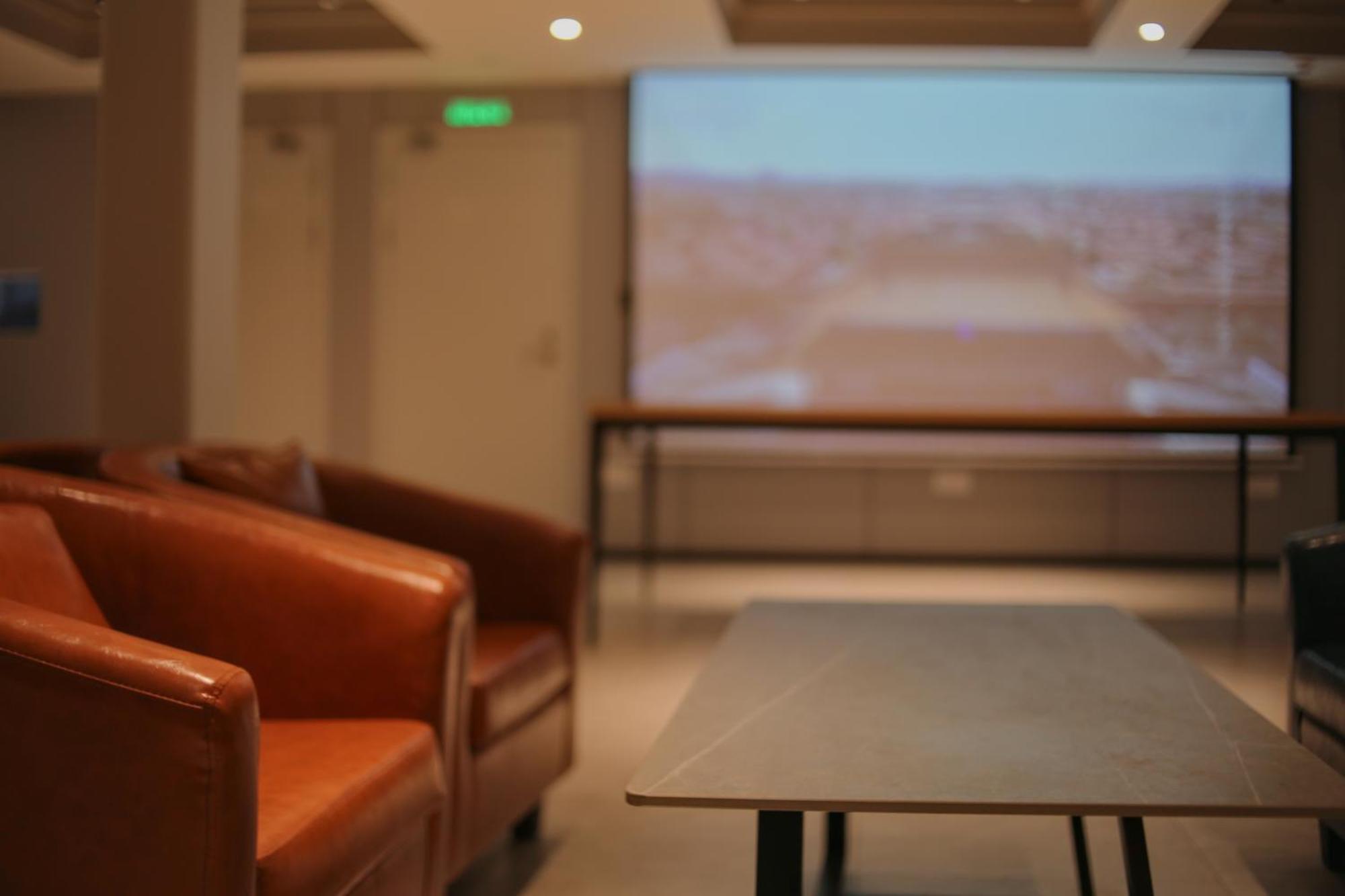Dayin International Youth Hostel -Near People'S Square & Old Town -Social Area -Bar -Cafe -Gym -Free Laundry Luggage Storage -24H Front Desk -English Service Shanghai Extérieur photo