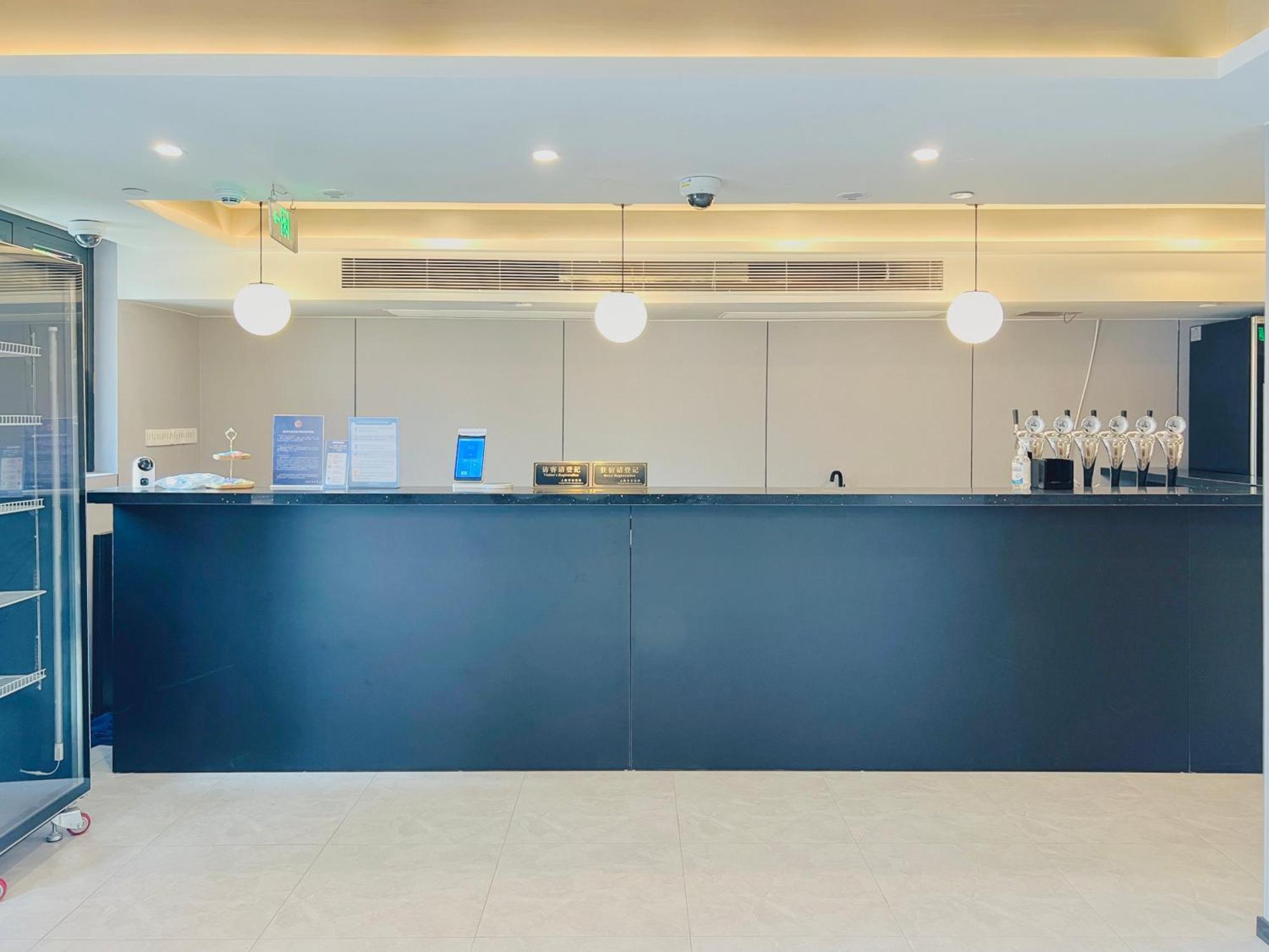 Dayin International Youth Hostel -Near People'S Square & Old Town -Social Area -Bar -Cafe -Gym -Free Laundry Luggage Storage -24H Front Desk -English Service Shanghai Extérieur photo