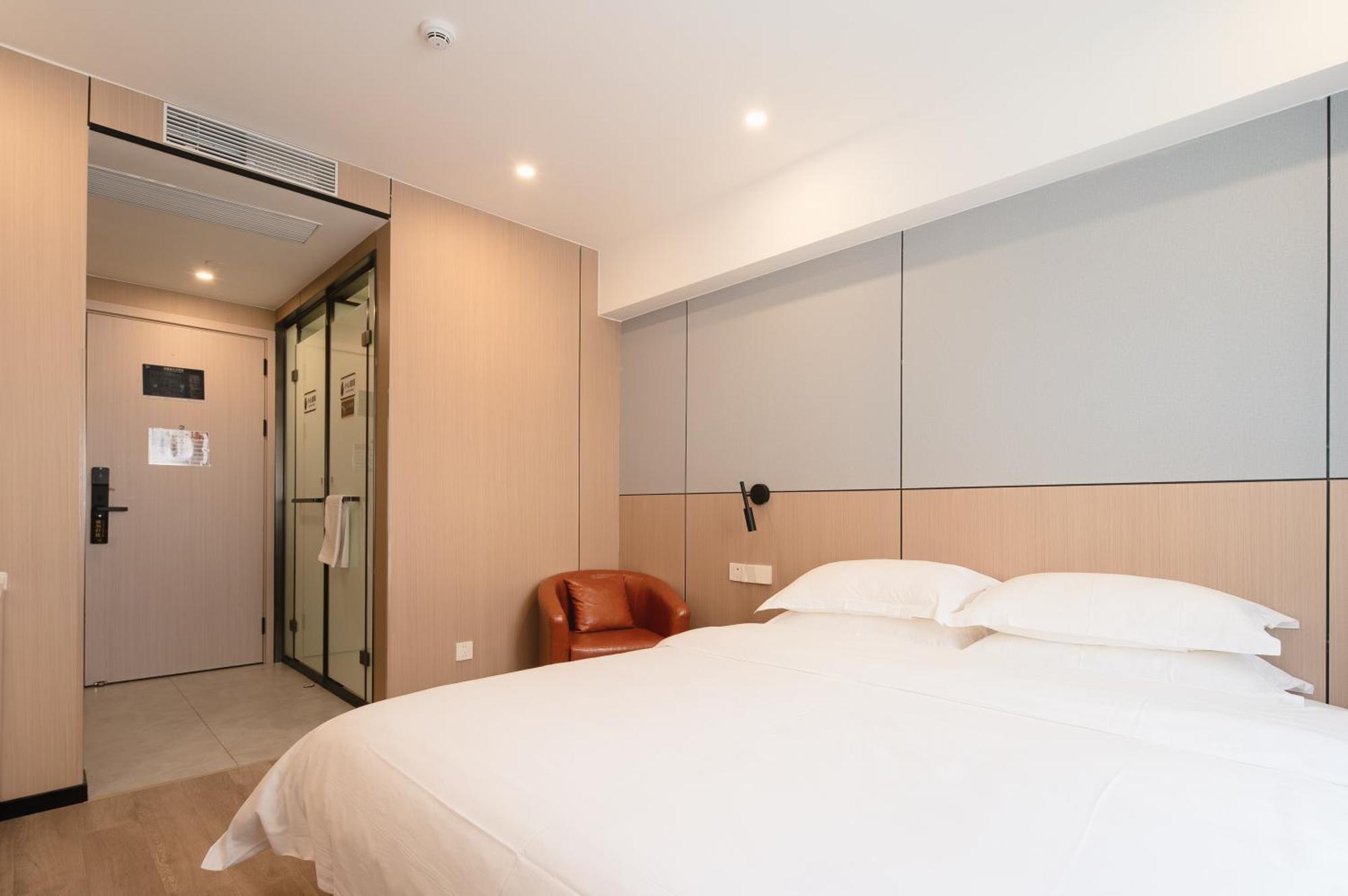 Dayin International Youth Hostel -Near People'S Square & Old Town -Social Area -Bar -Cafe -Gym -Free Laundry Luggage Storage -24H Front Desk -English Service Shanghai Extérieur photo